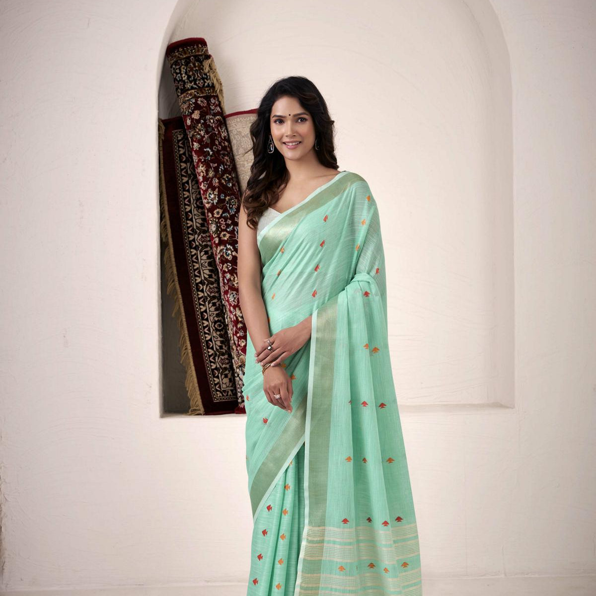 Cotton Saree with a Touch of Zari