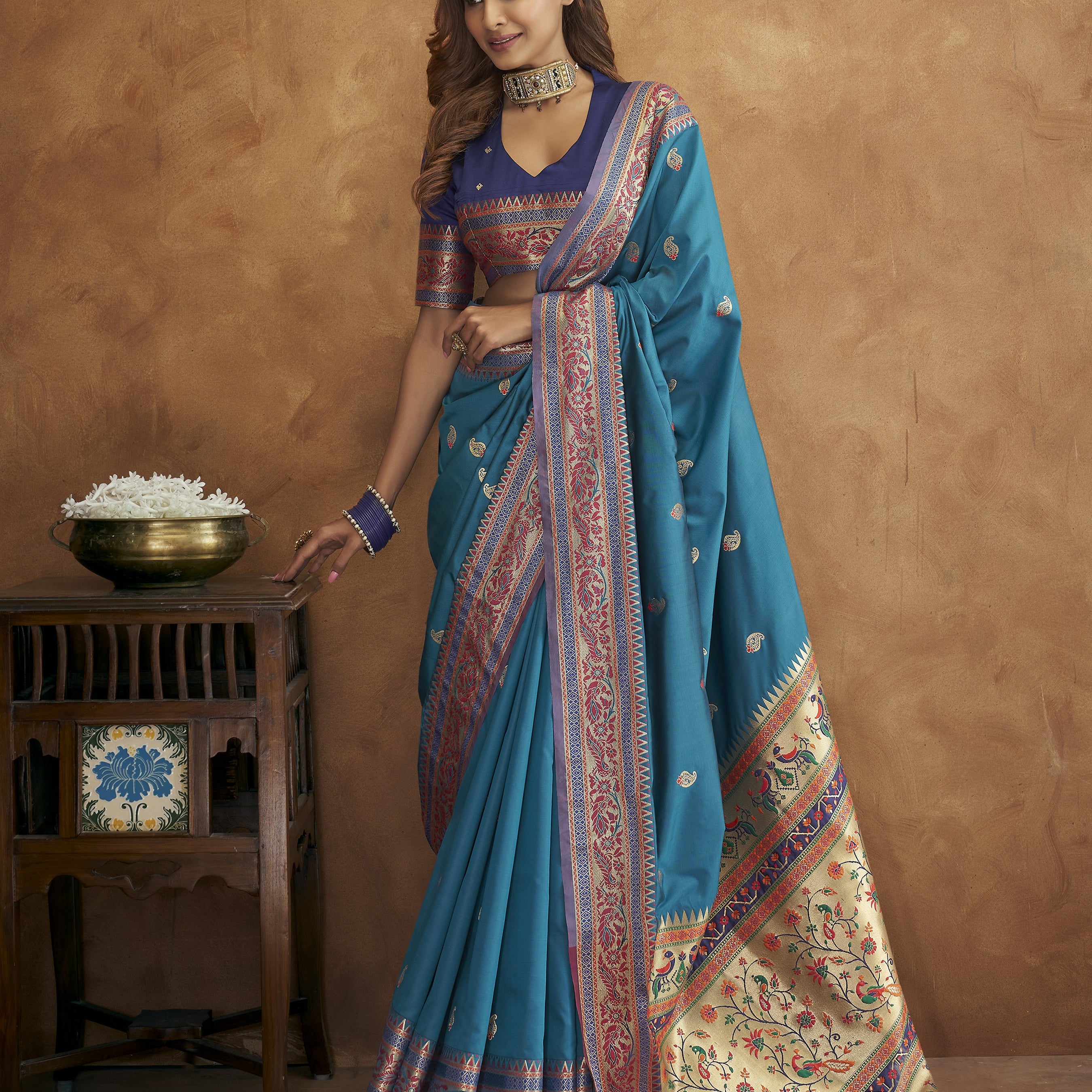 Exquisite Banarasi Paithani Silk Saree with Rich Peshwai Pallu