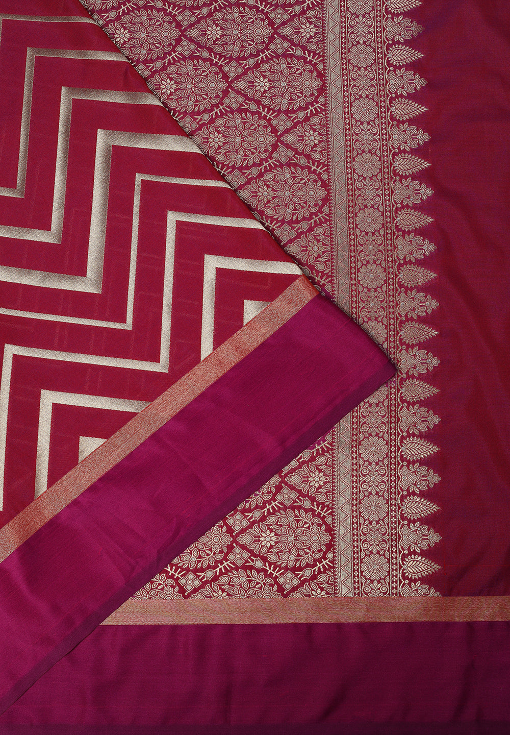 Get Beautiful Coral Banarsi Stain Silk Saree for Women