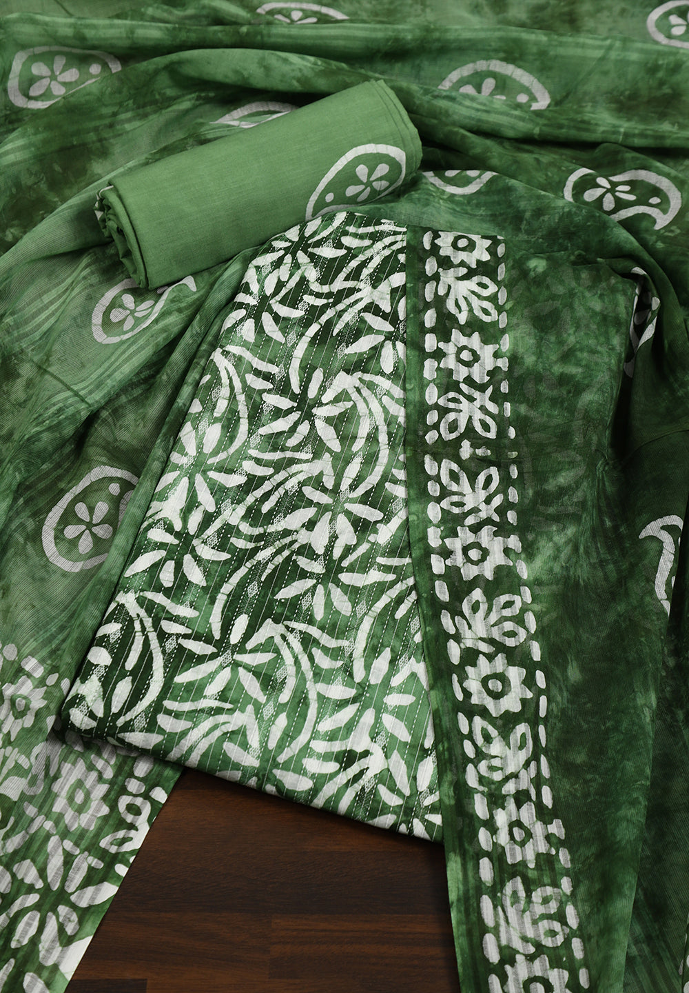 Casual Wear Unstitched Suits