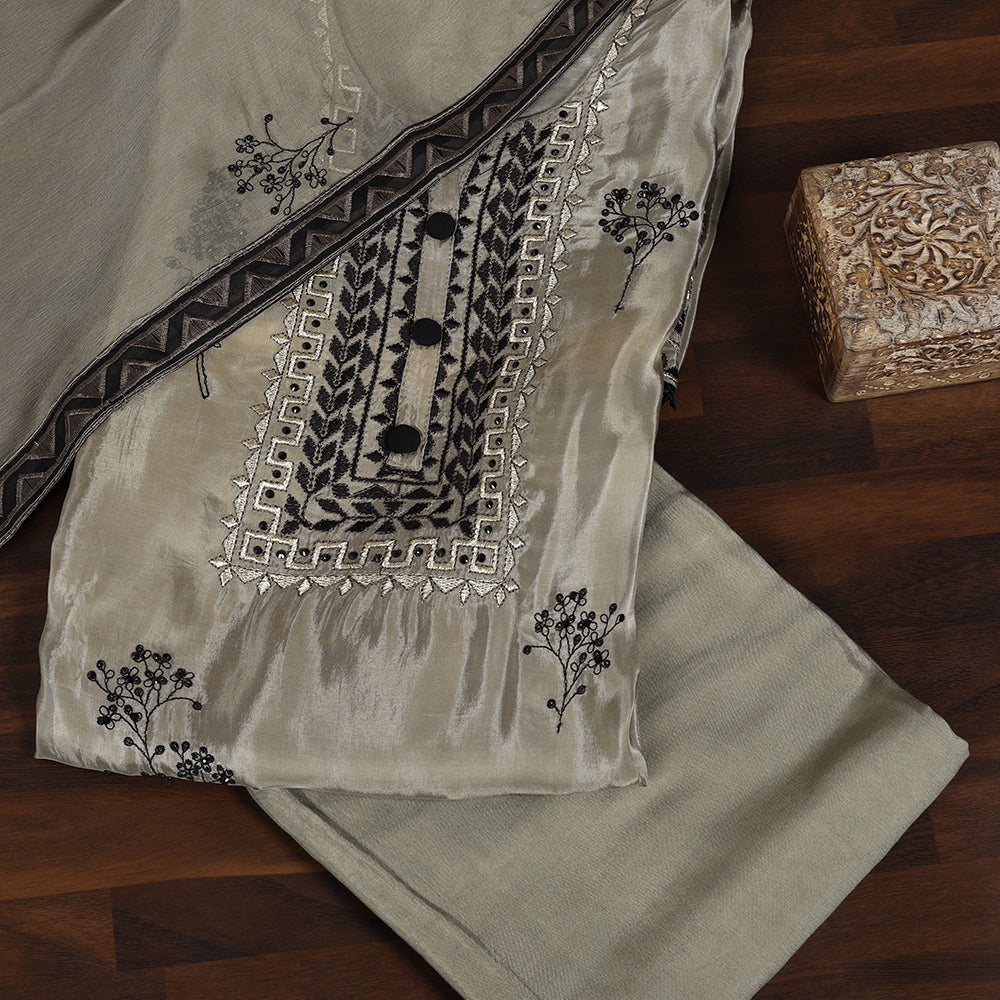 Designer Uppada Silk Suit with Thread Work