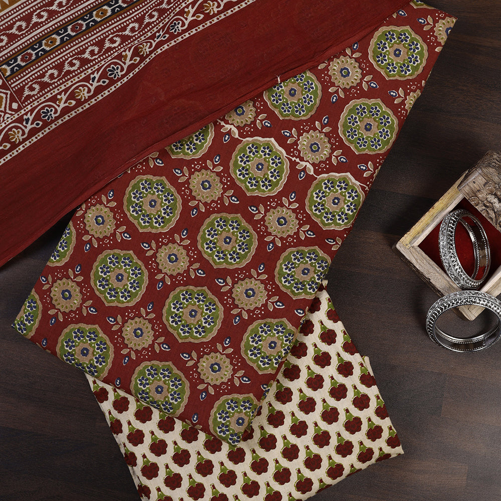 Printed Cotton Fabric Unstitched Suit