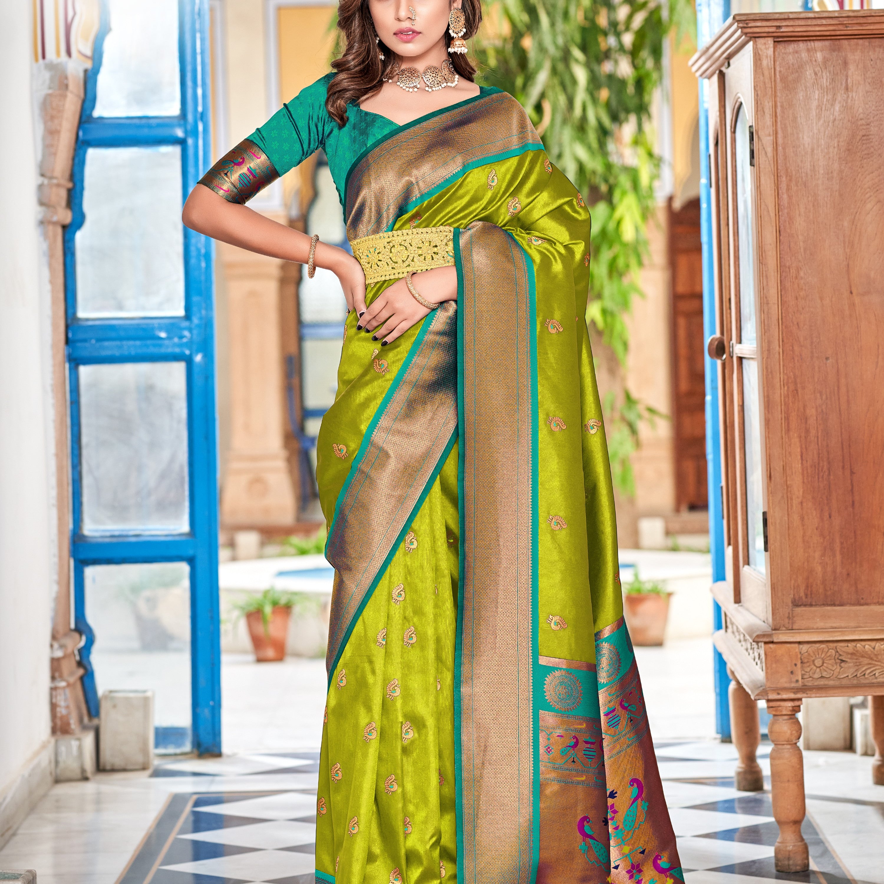 Silk Saree With Motifs pallu And Gold Zari Border