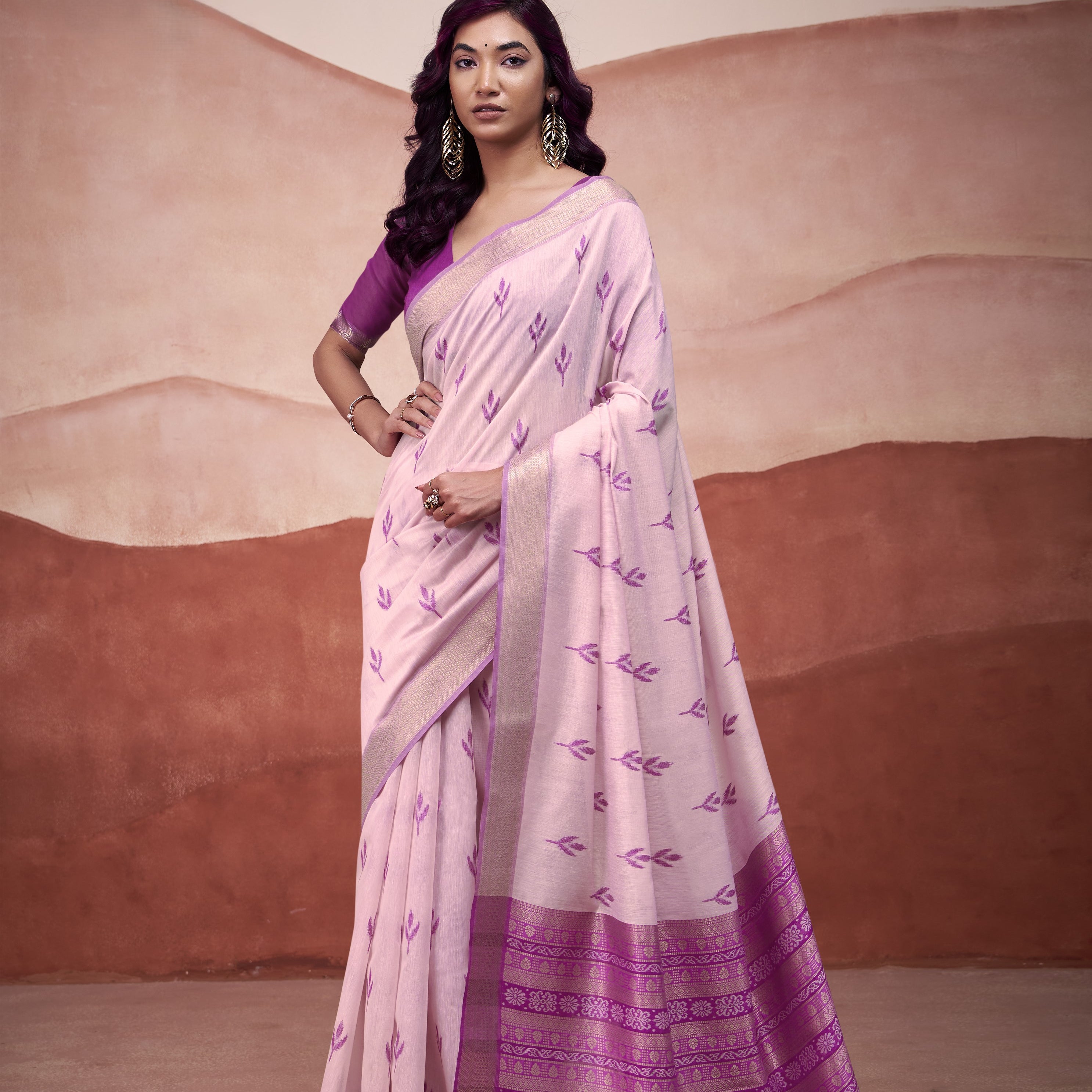 Cotton Saree with a Touch of Zari