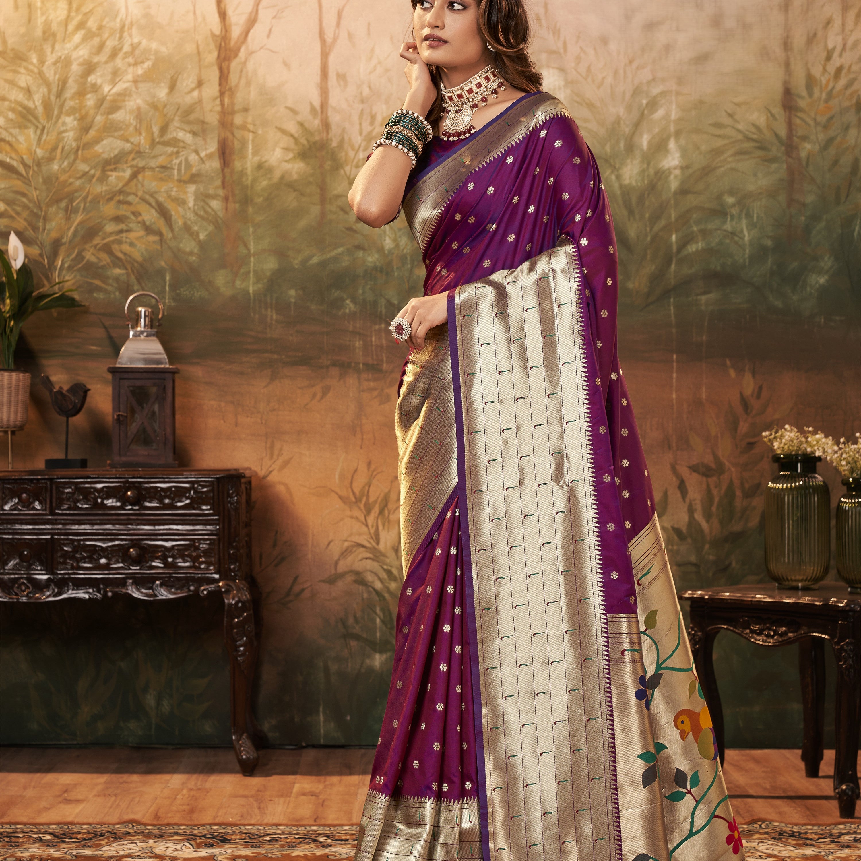 Timeless Silk Saree Adorned with Exquisite Gold Zari Border