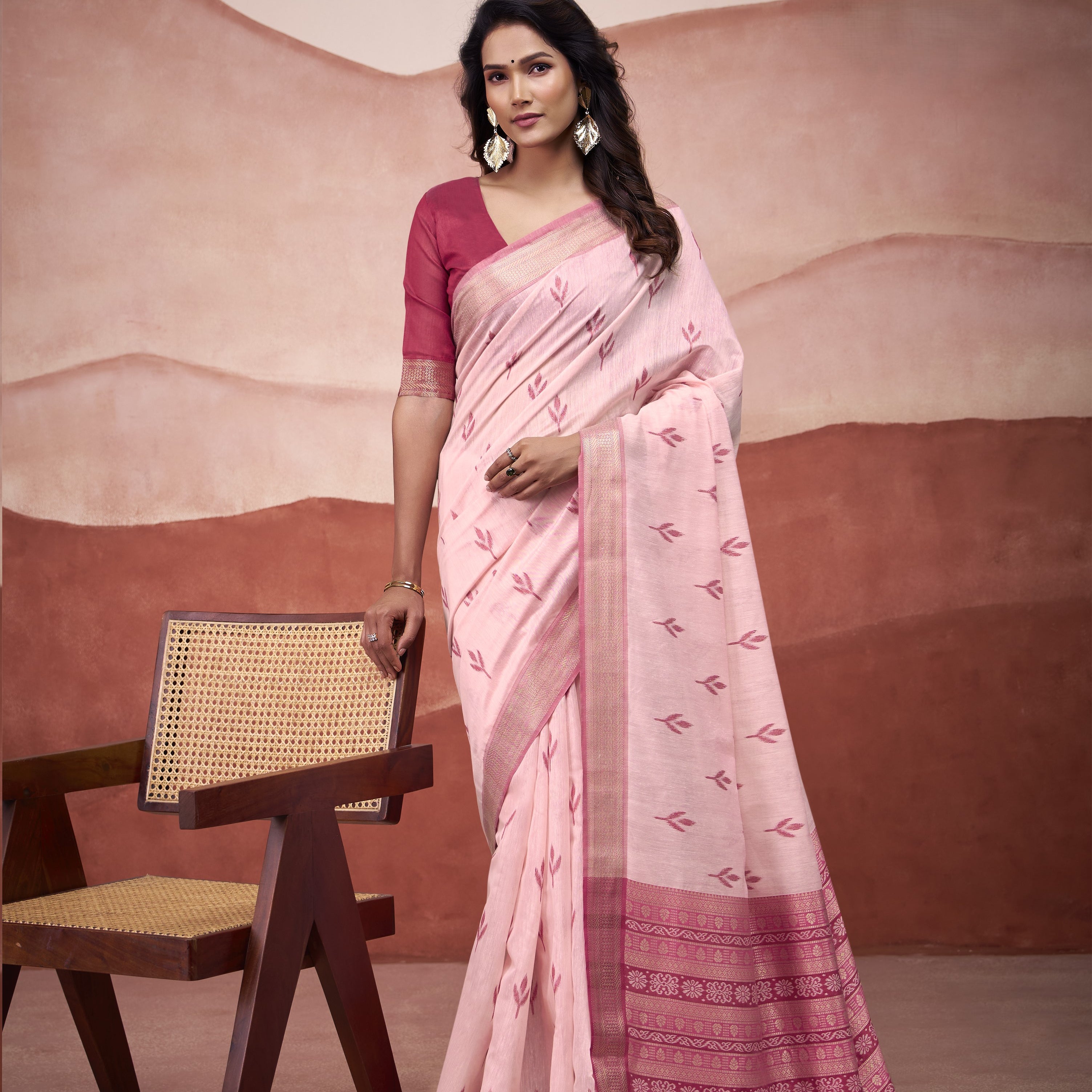 Cotton Saree with a Touch of Zari