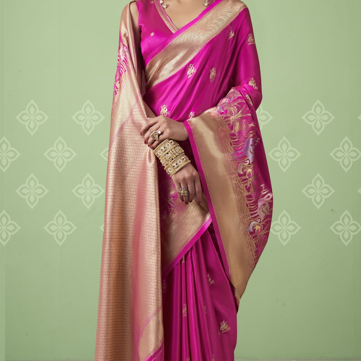 Timeless Silk Saree Adorned with Exquisite Figure Work