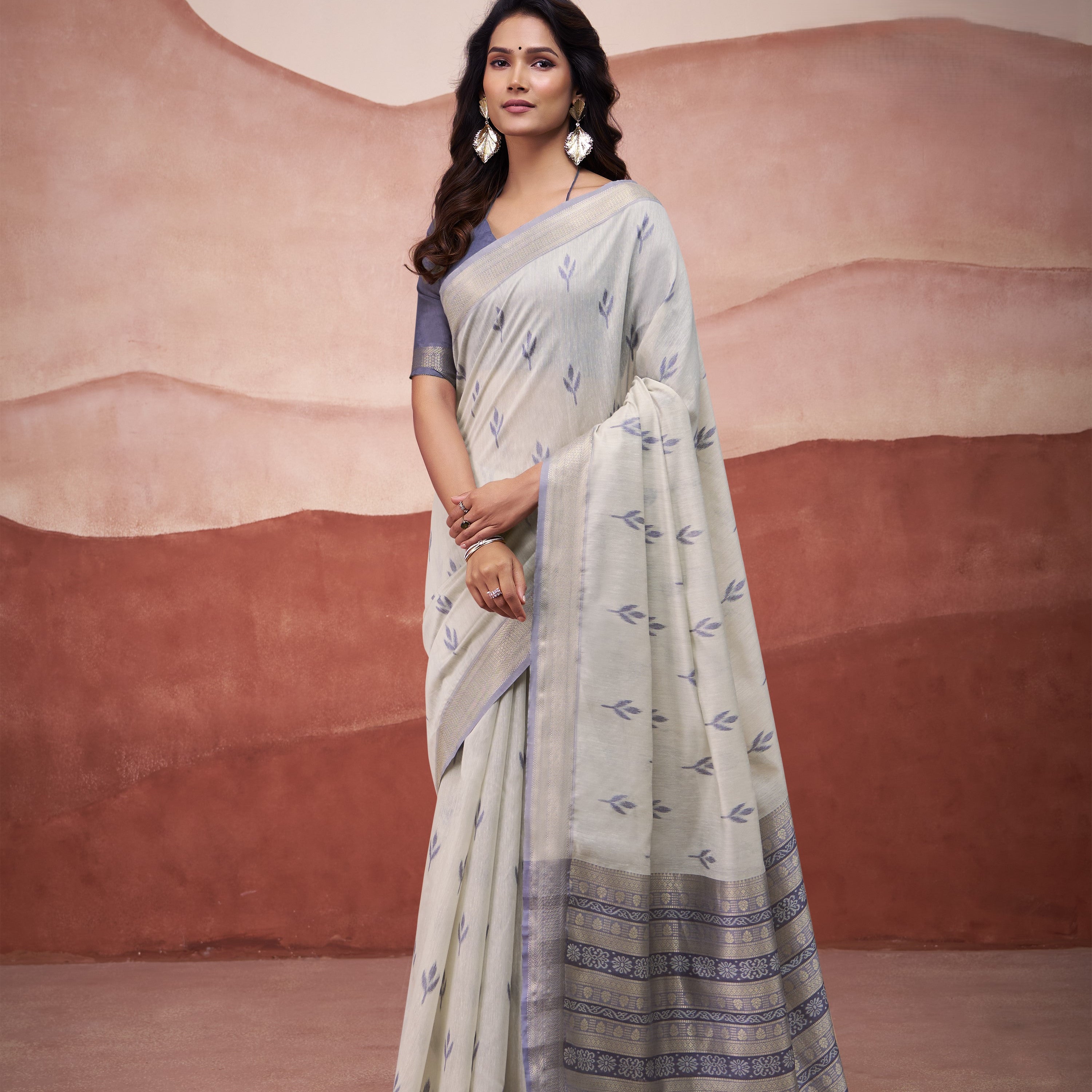 Cotton Saree with a Touch of Zari