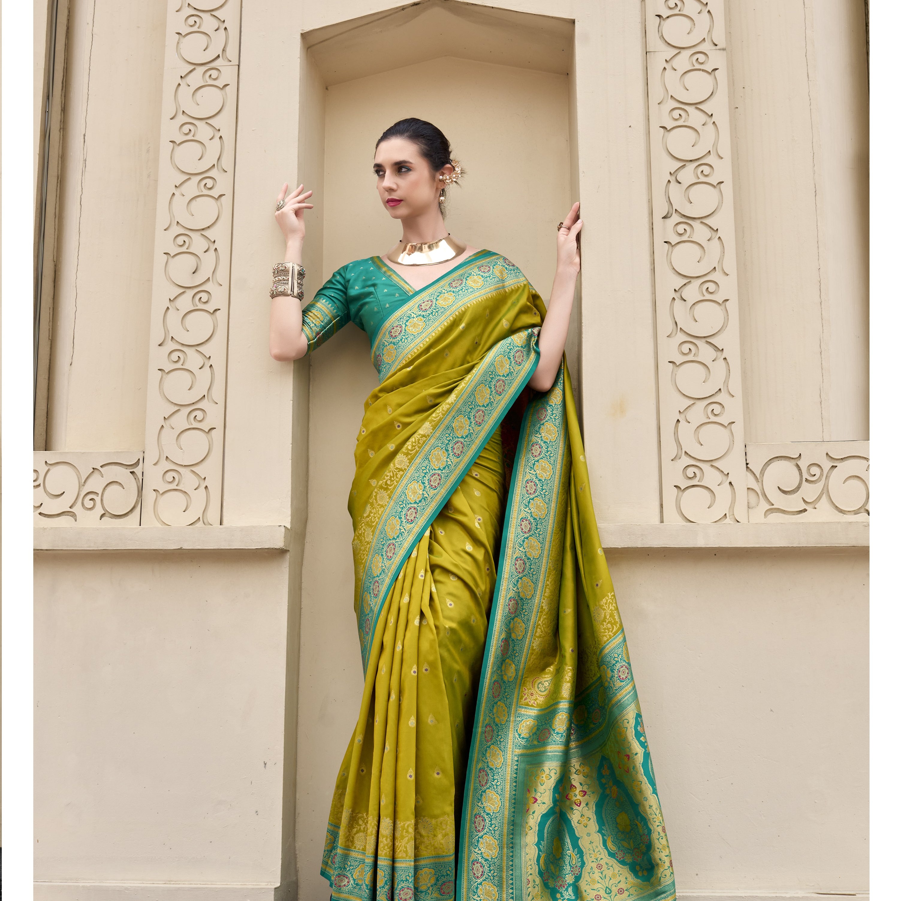 Banarasi Silk Saree With Zari
