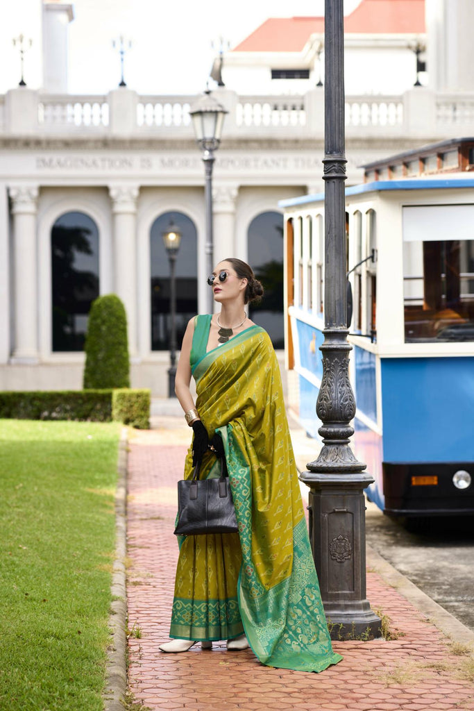 Banarasi Silk Saree with Zari Perfection