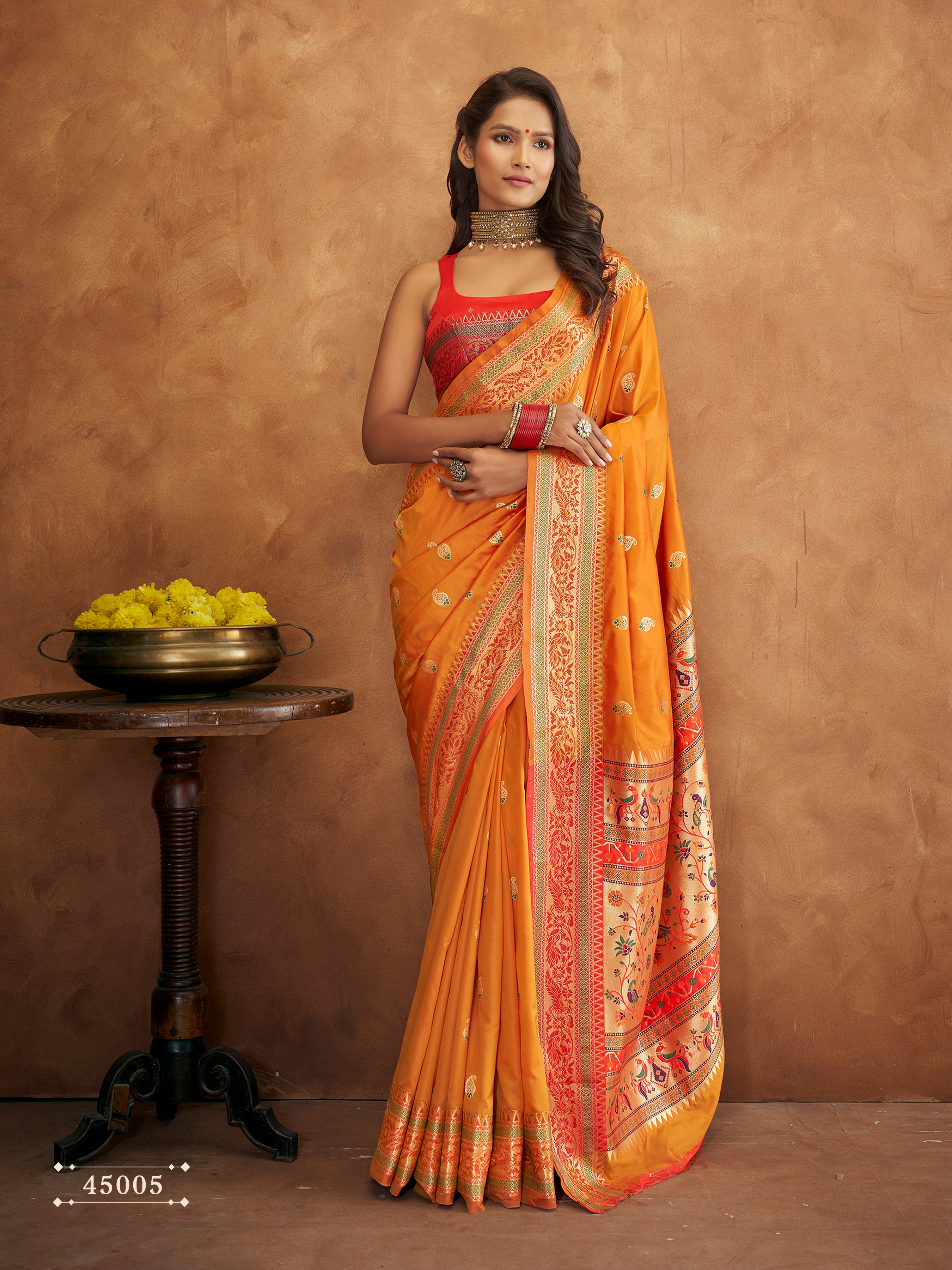 Exquisite Banarasi Paithani Silk Saree with Rich Peshwai Pallu
