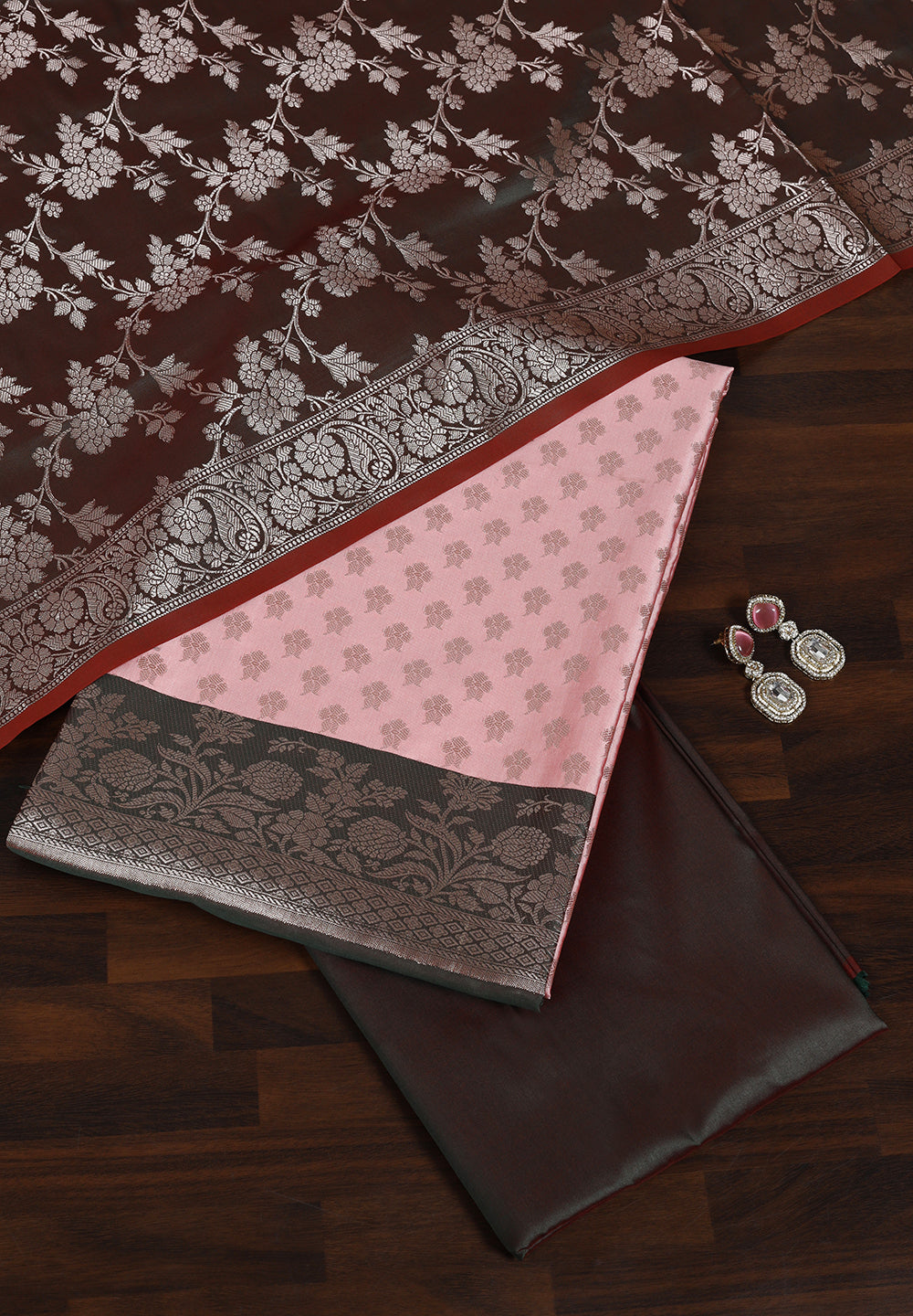 Elegant Fabric Suit with Contrast Border & Intricate Zari Work