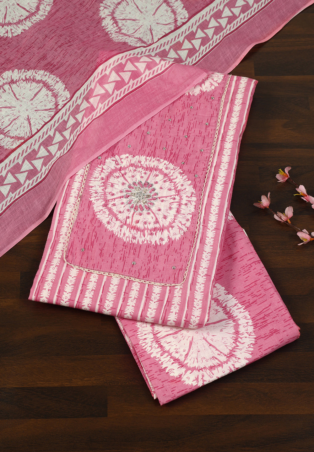 "Printed Perfection: Cotton Unstitched Suit with Stylish Neck Patch"