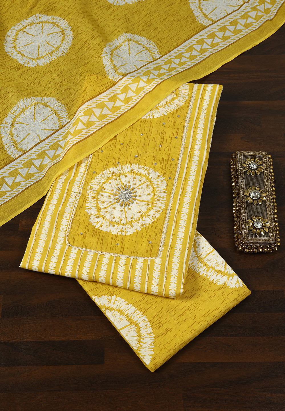 "Printed Perfection: Cotton Unstitched Suit with Stylish Neck Patch"