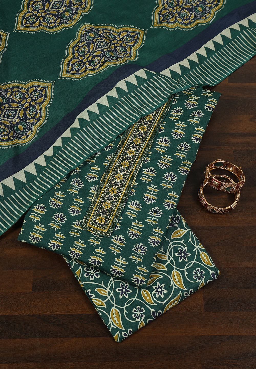 Cotton Unstitched Suit with Stylish Neck Patch