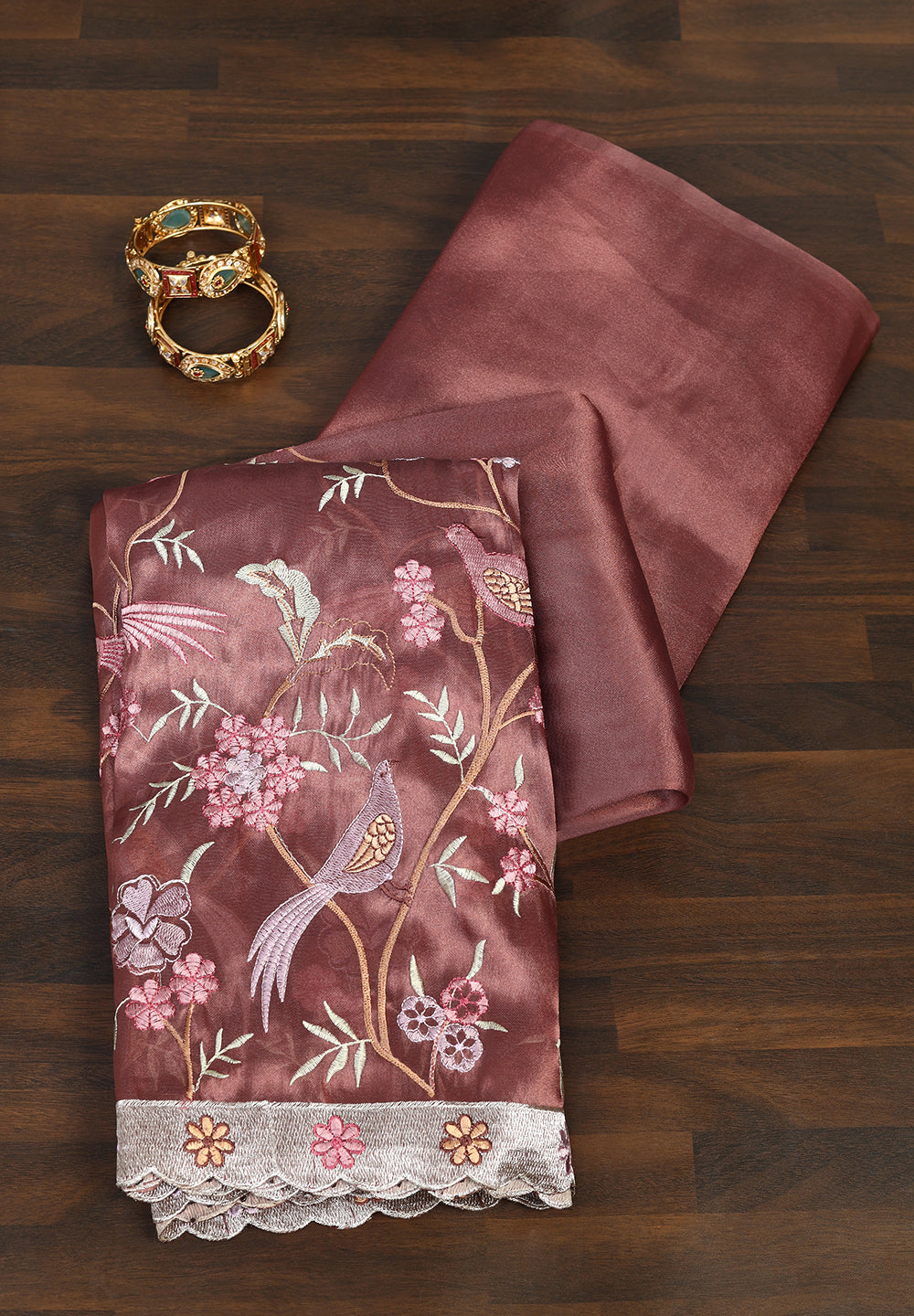 Tissue Net Saree with Artistic Threadwork Figures & Scalloped Cut-Work Border
