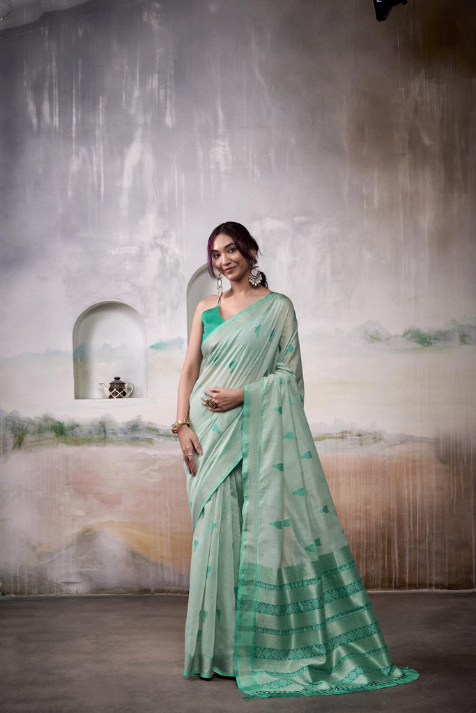 Linen Saree with a Touch of Zari