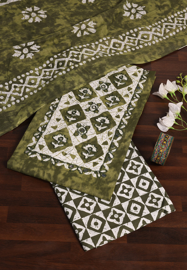"Timeless Beauty: Cotton Unstitched Suit with Authentic Batik Print"