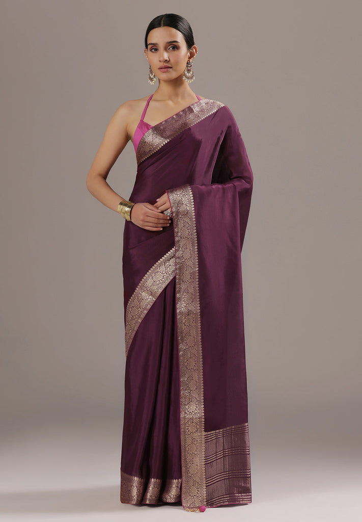 Flowing Chiffon Saree with Gleaming Zari Border