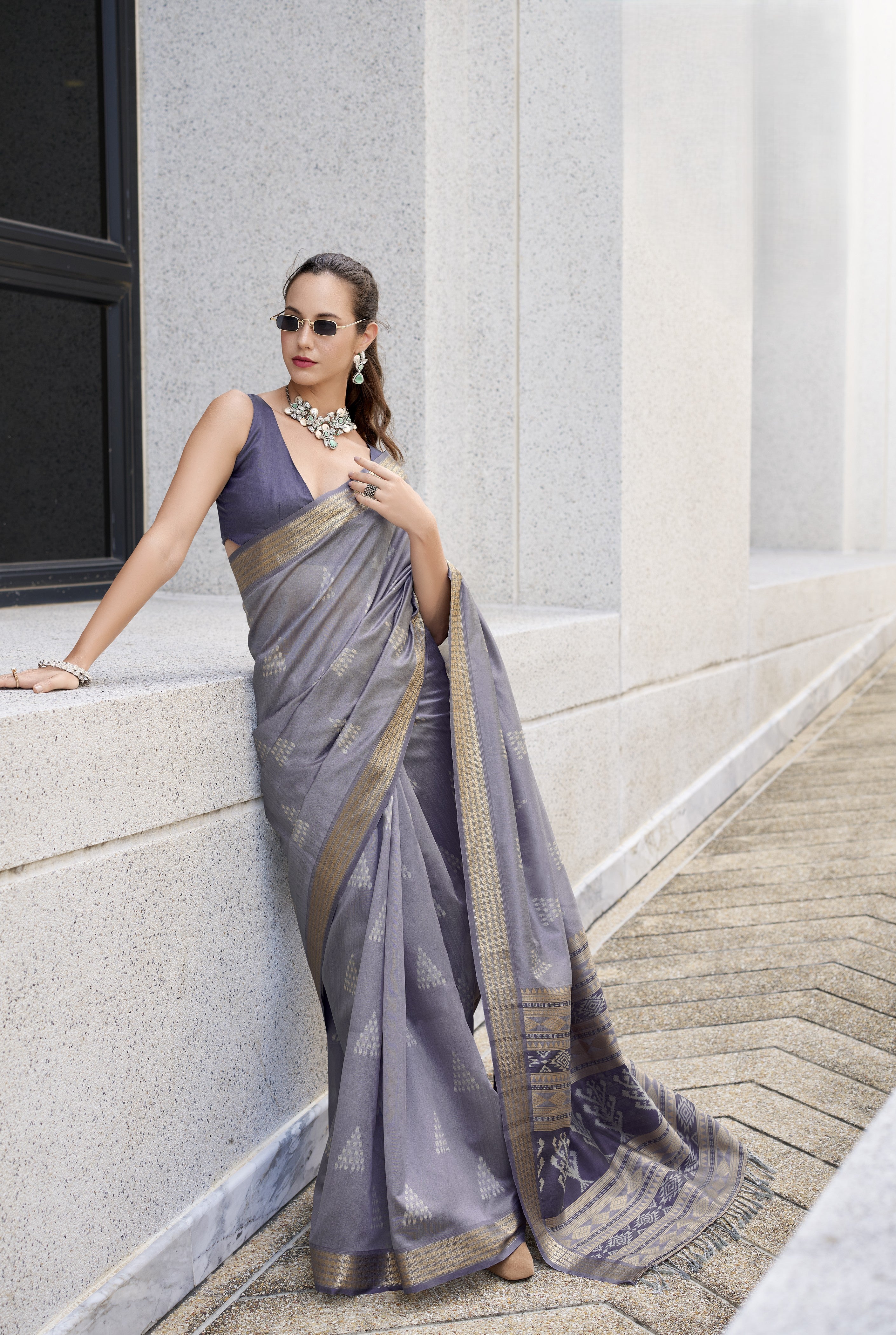 Royal Silk Saree with Exquisite All-Over Zari