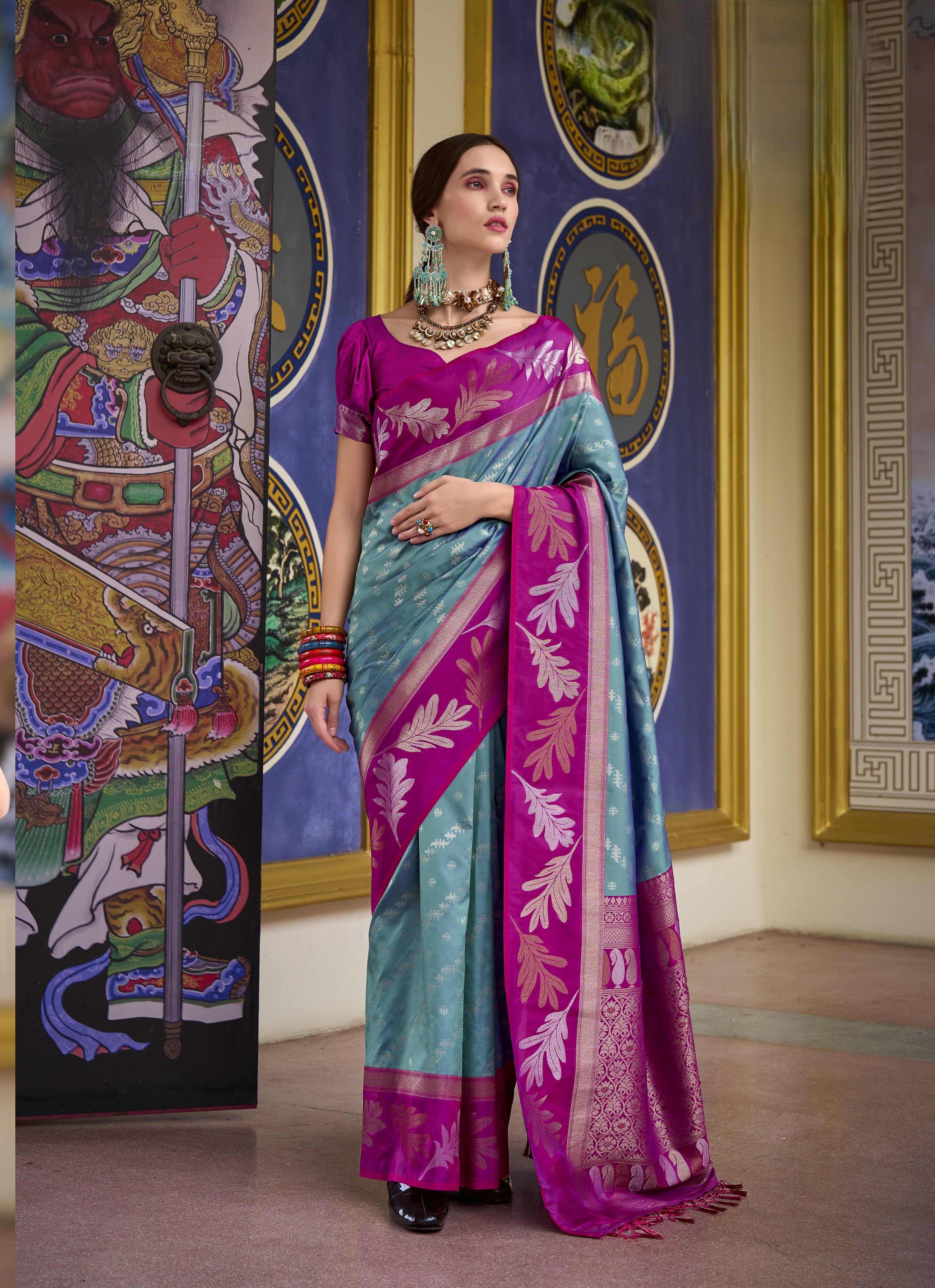 Banarasi Silk Saree With Leaf Motif Zari Border