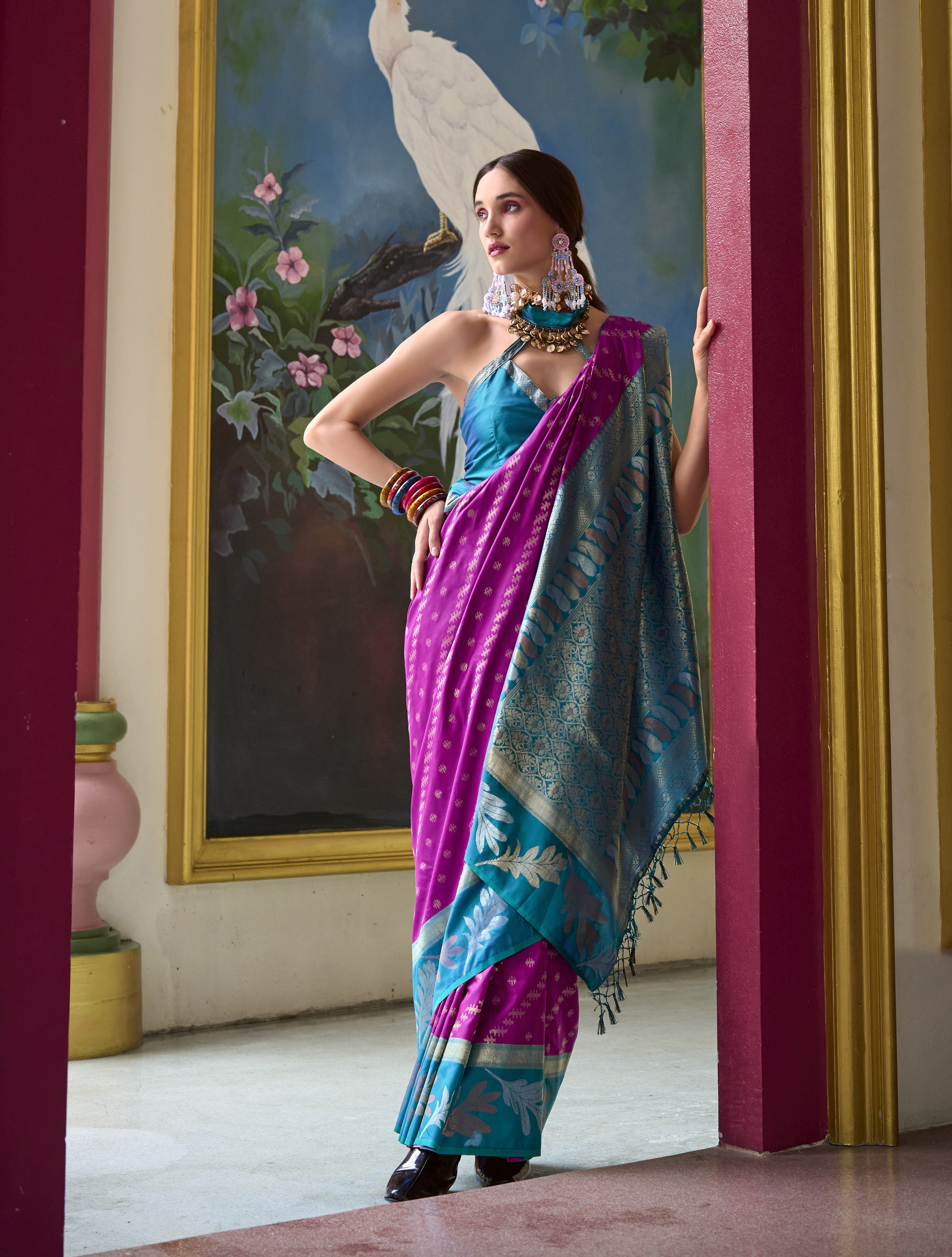 Banarasi Silk Saree With Leaf Motif Zari Border