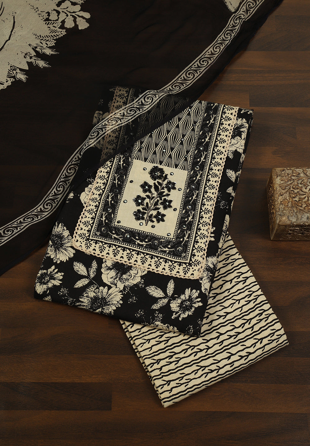 Printed Cotton Unstitched Suit with Neck Patch