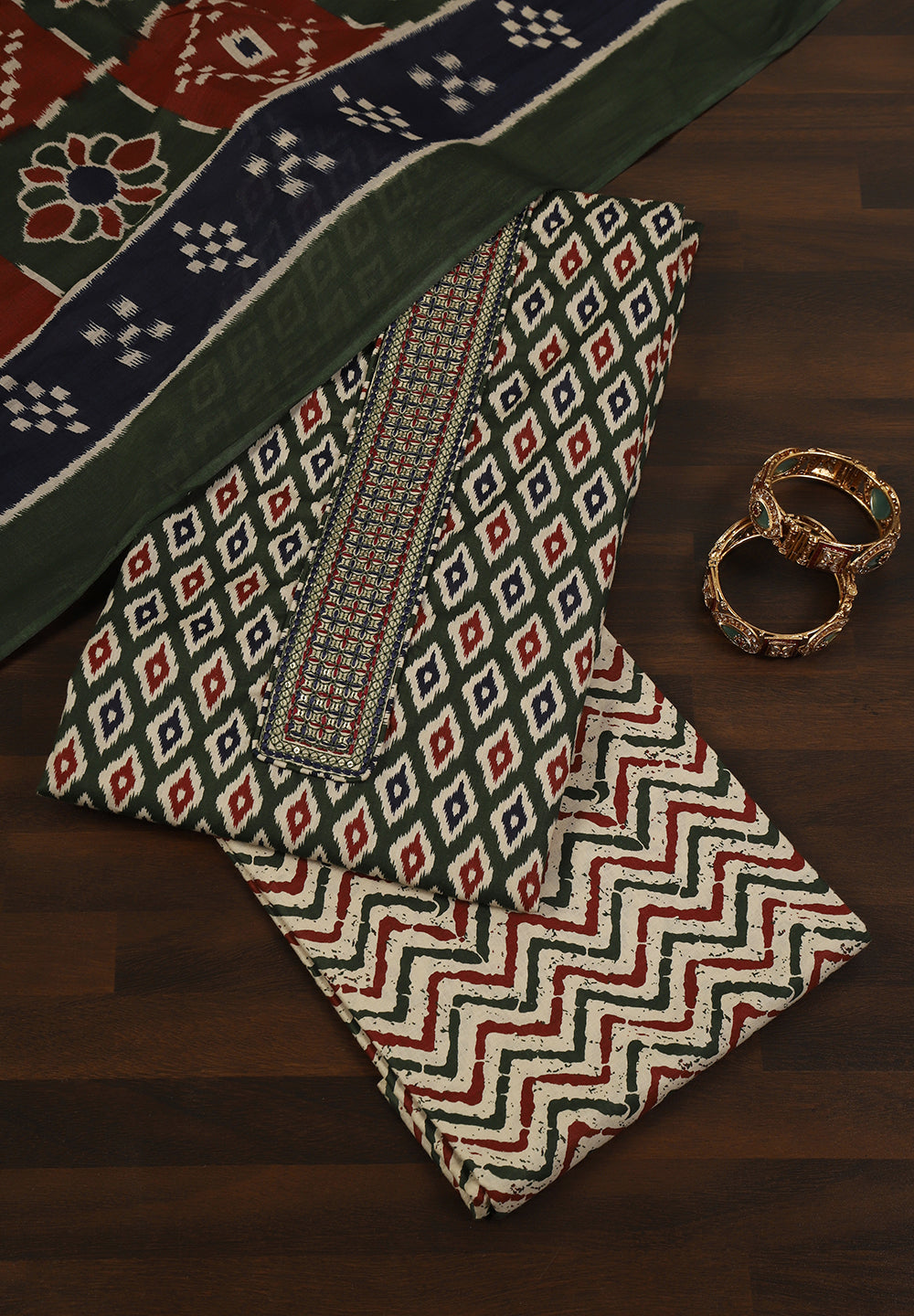 Cotton Unstitched Suit with Stylish Neck Patch