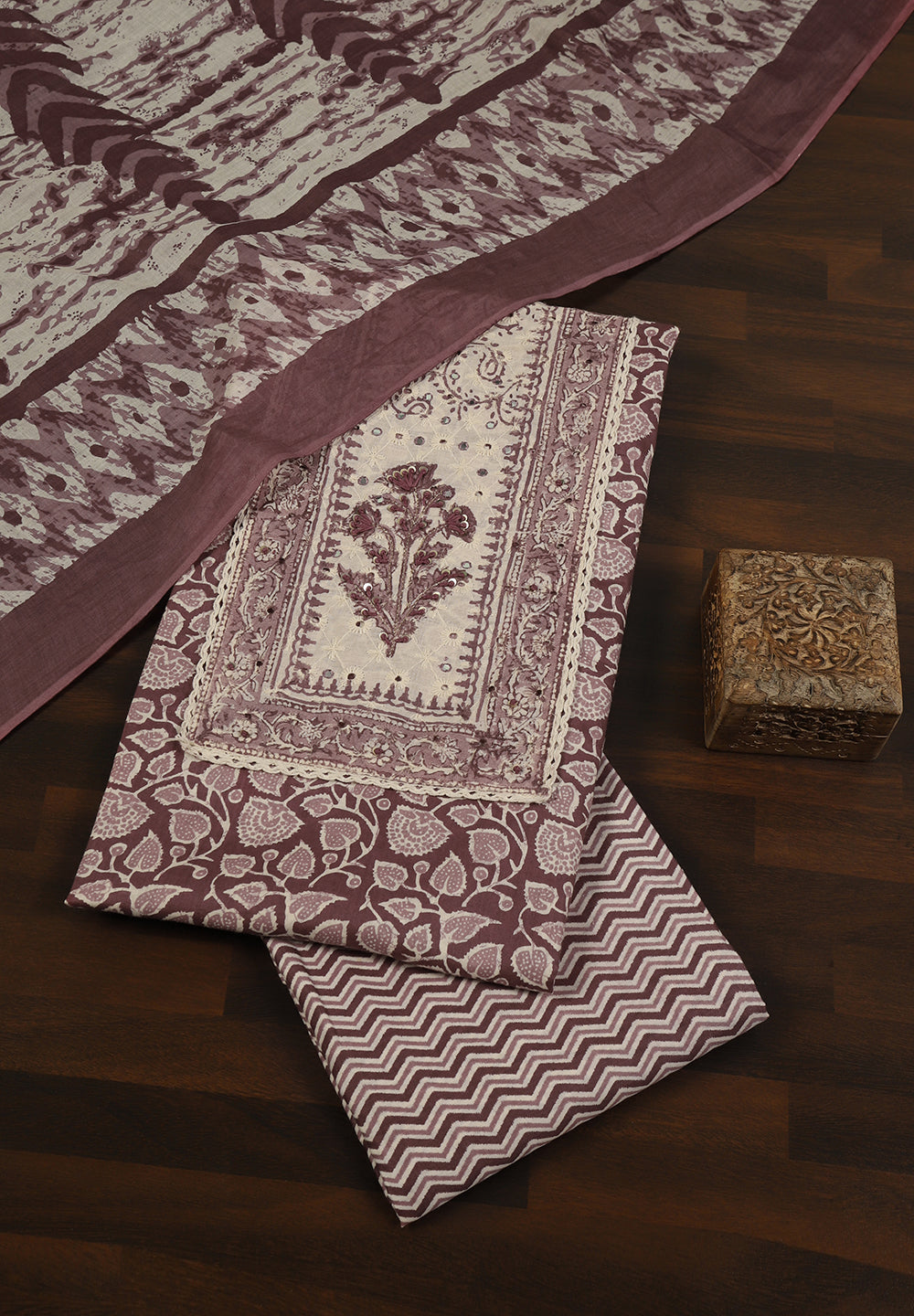 Cotton Unstitched Suit with Stylish Neck Patch