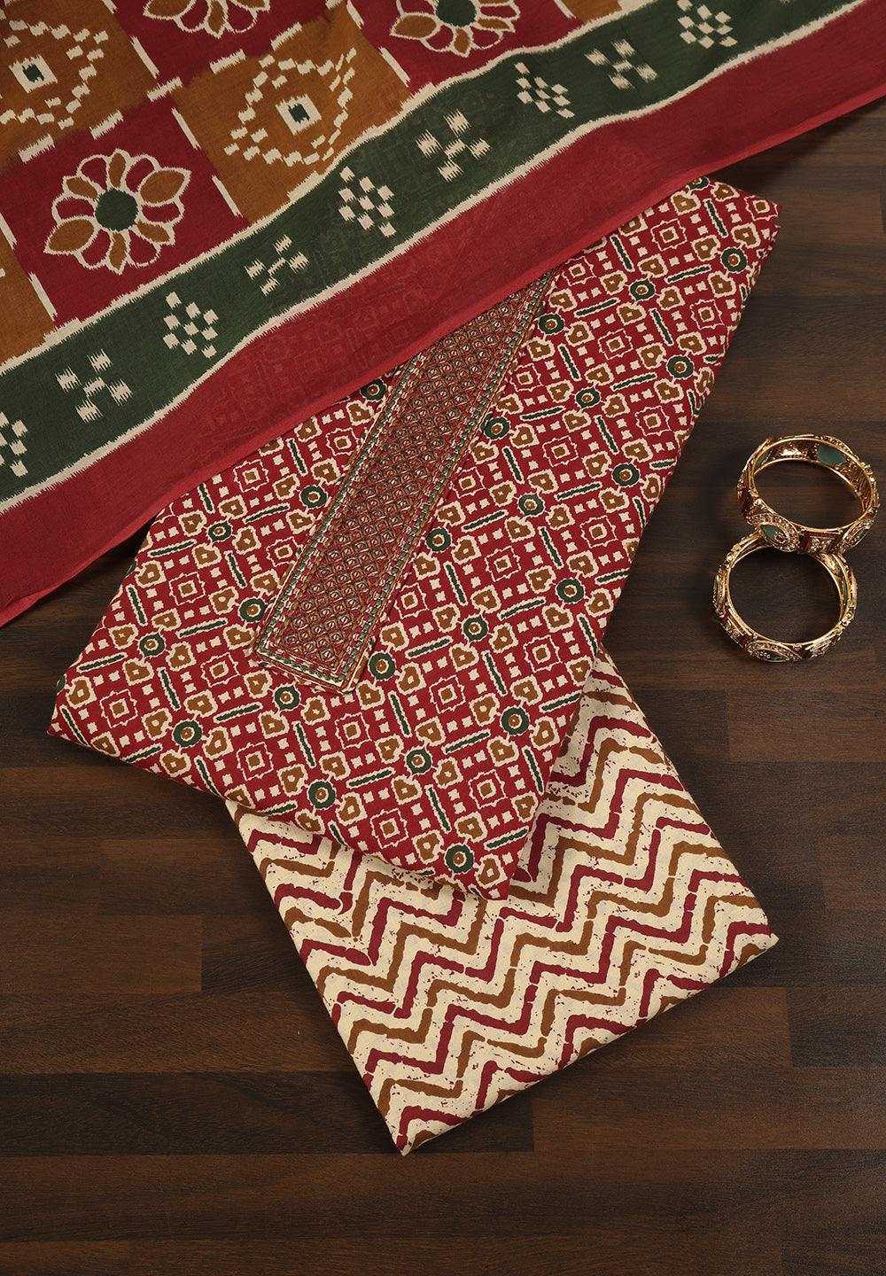 Printed Cotton Fabric Unstitched Suit