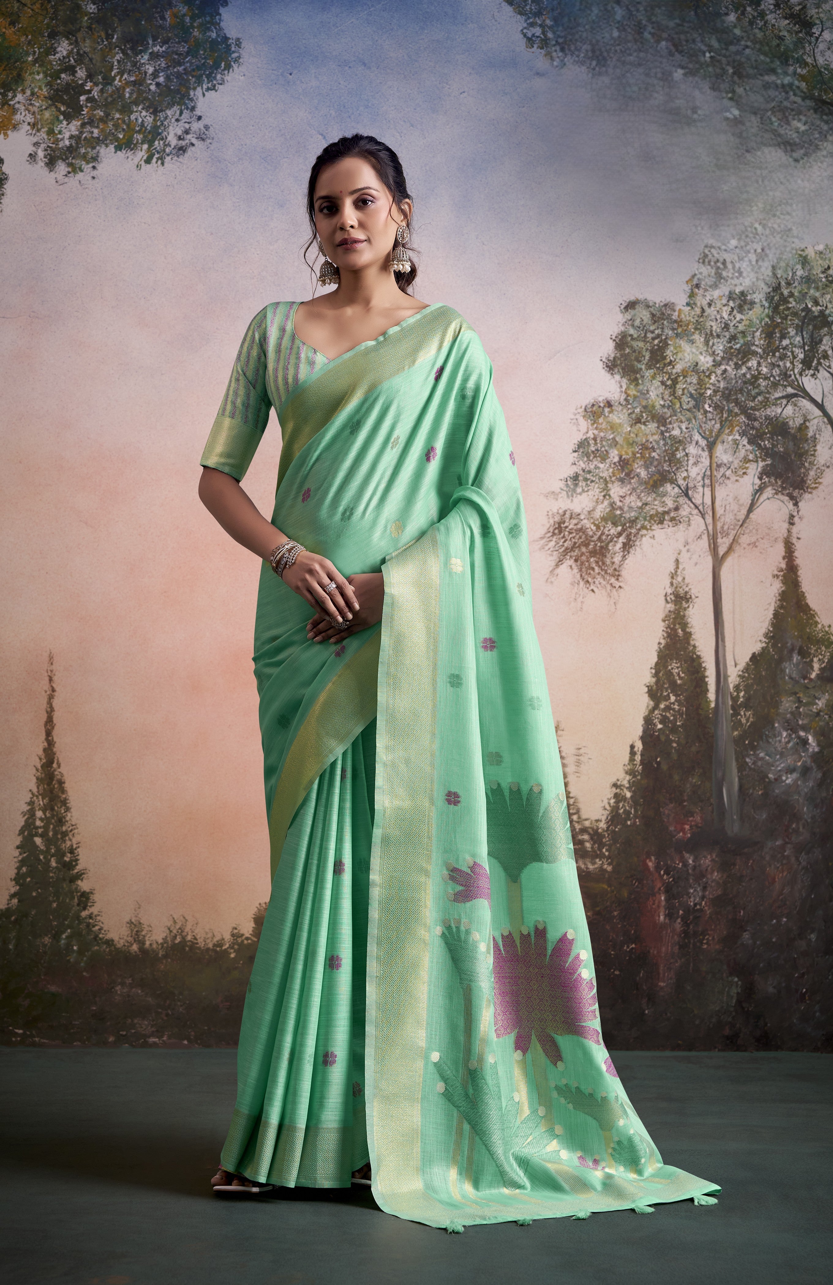 Modern Muse Minimalist Floral Linen Silk Saree