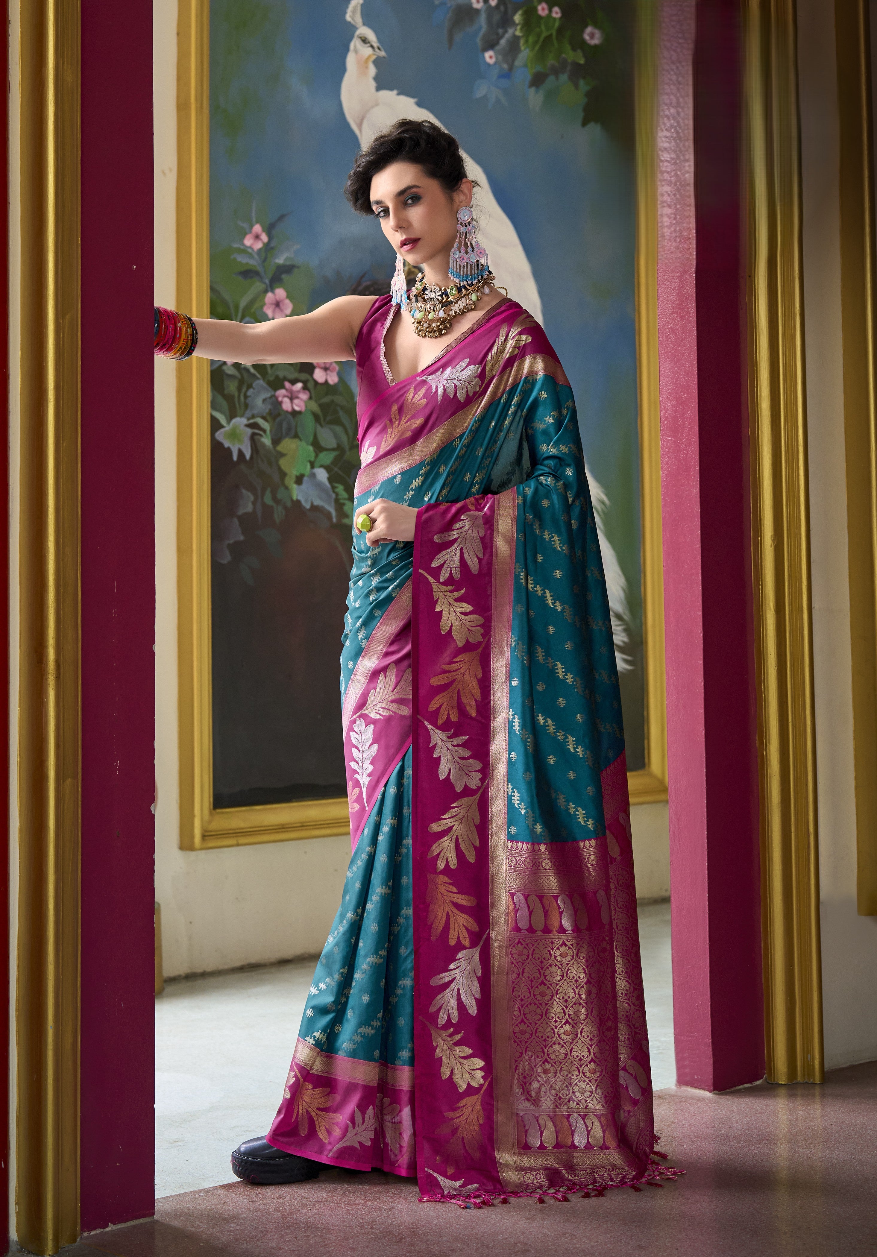 Banarasi Silk Saree With Leaf Motif Zari Border